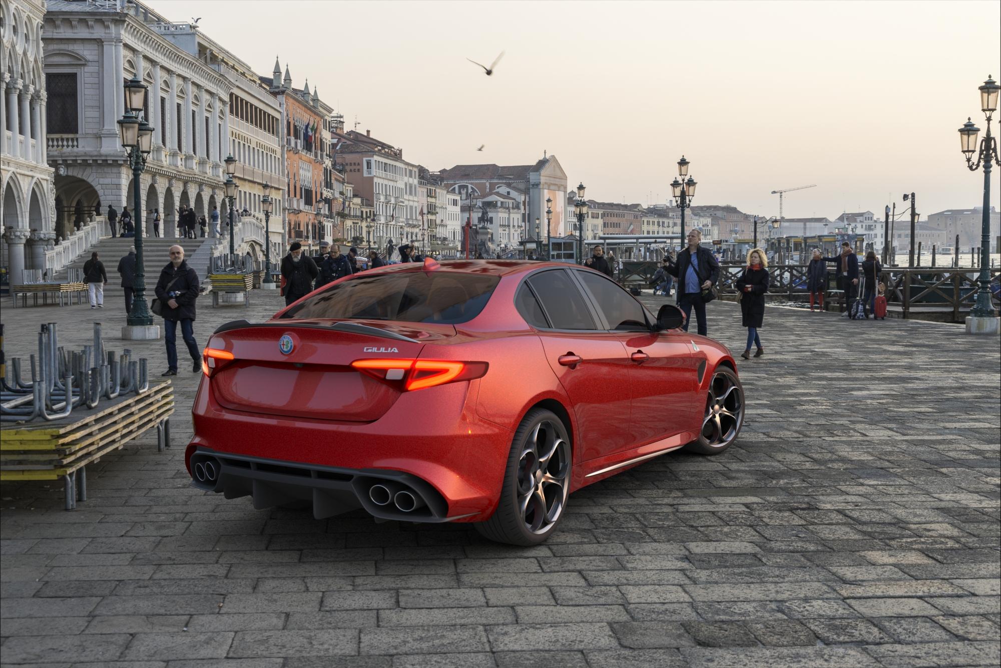 Alfa Romeo Giulia Quadrifoglio 2016