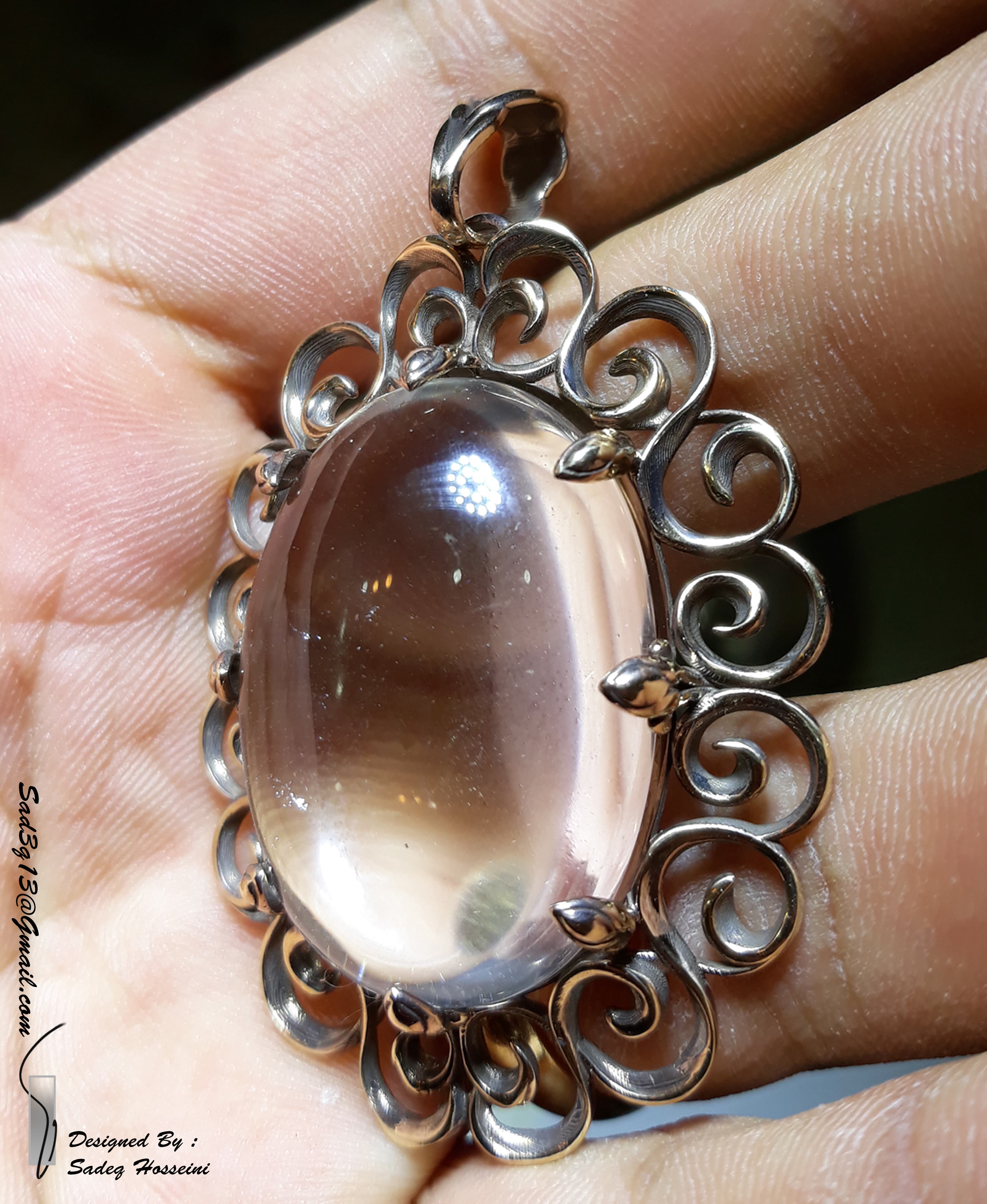 Pendant
